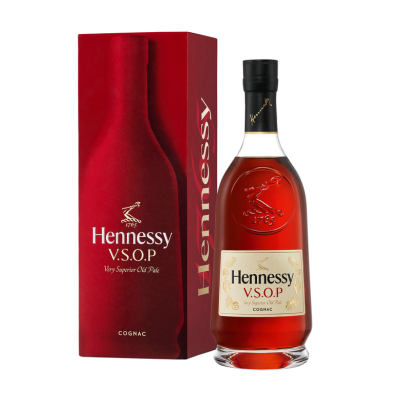 HENNESSY VSOP 0.7L (40%) + GB